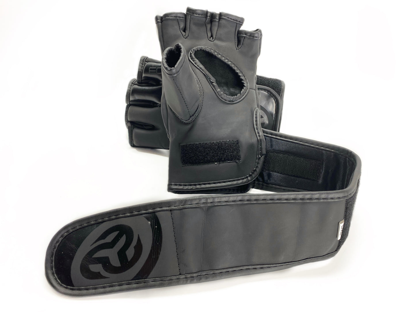 Reevo Eclipse MMA Glove