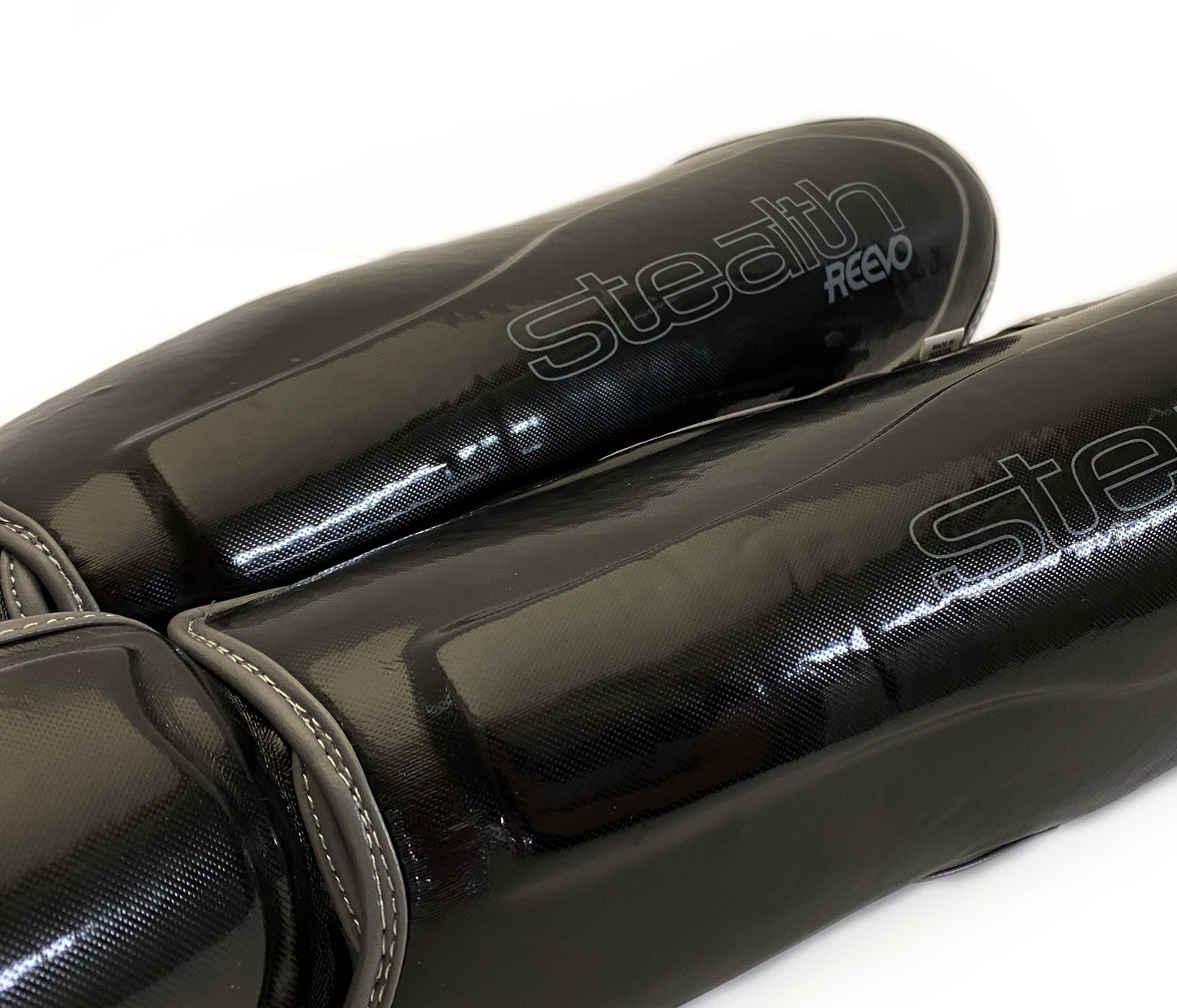 Reevo Stealth Youth Shinguards