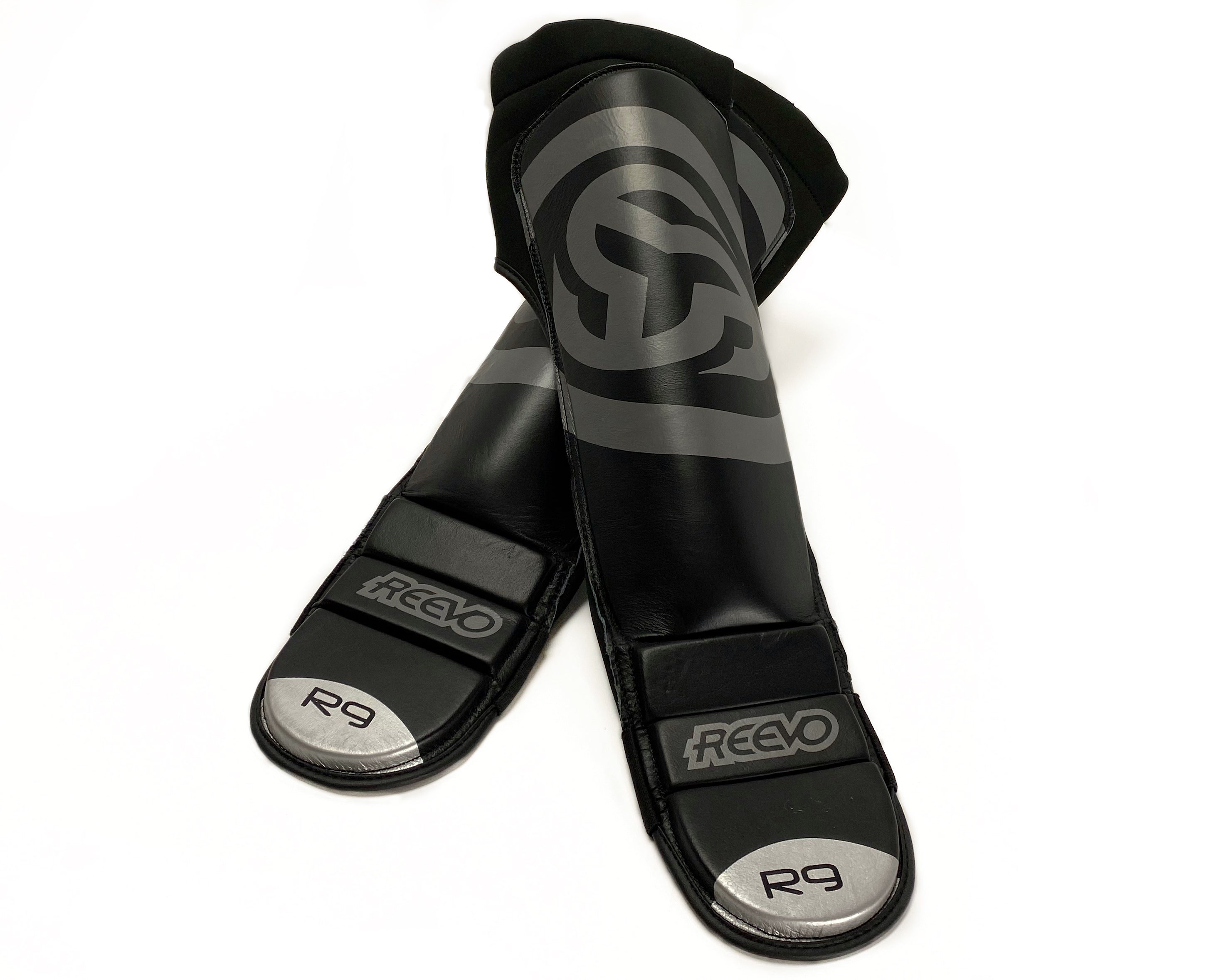 SHIN⊿ Adult Shin Pads Black - Essential 100 Series - Decathlon